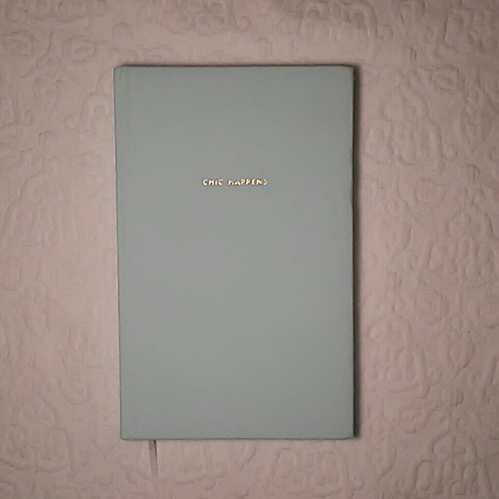 Chic happens journal